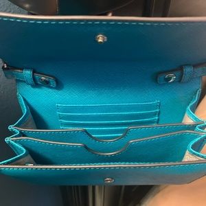 *Authentic* Michael Kors Crossbody